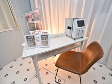 リエーヴル(Lievre)の雰囲気（ネイルブース併設※ハーブ蒸しは別部屋にございます）