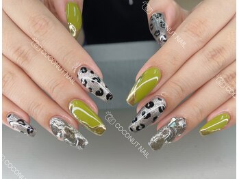 ココナッツネイル/