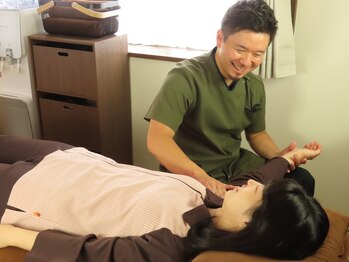 整体院 てもみむ 宇都宮店/施術風景