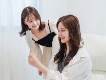 メイロ 岐阜駅前店(meiro)の写真/【外部講師&ヘアメイク在籍サロン】圧倒的技術と知識で初めての方も安心*似合わせが得意だからお任せでも◎