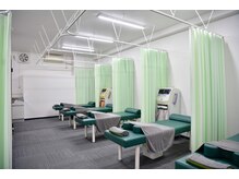 たまプラーザ駅前鍼灸整骨院の雰囲気（深夜23時まで営業★）