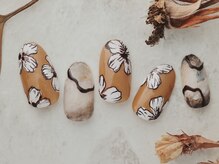 ネイルサロンアンドスクール ミュー(Nail Salon & school mieux)/レトロフラワーネイル＊