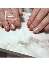 エリー(ellie)/グラデーションネイル＋ラメ追加