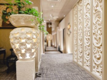 ルネティルタ ゆめタウン廿日市店 (RUNE Tirtha)/【店内待合】