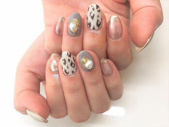 ヨロ(YOLO)/アニマル/グレージュ/ミラー