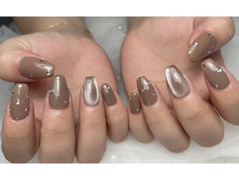 ネオメニア(Neomenia)/秋ネイル