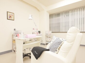 ミルクウサギ 三宮店(MILK USAGI)の写真/《関西希少のパラジェルエリートサロン*ゆったり空間》ベース&トップからカラージェルも全てパラジェル☆
