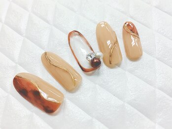グラマーネイル(Glamor nail)/ニュアンス×ビジュー