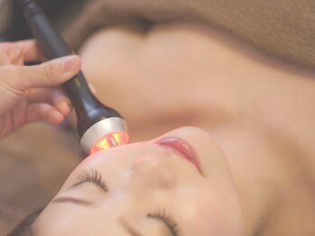 リス(LYS)の写真/【話題沸騰★次世代造顔×小顔矯正メソッド】凄腕！専門家も認める小顔矯正技術が大人気！最新マシン導入◎