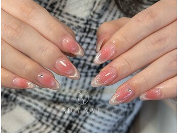 ニーシーネイル サンシャインシティ池袋(NICY NAIL)の写真/シンプルだけど洗練されたデザインネイルも楽しみたい方におすすめ◎オフィスでも映える美しい指先へ♪