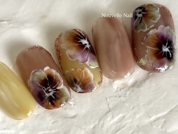 ヌーベルネイル(Nouvelle Nail)/秋色フラワー