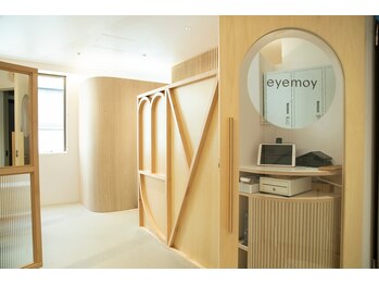 アイモイ(eye moy)/清潔な空間