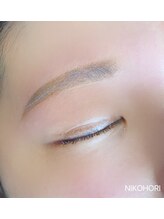 ニコホリ(NIKOHORI)/眉毛/まゆげ/まゆ/アイブロウ