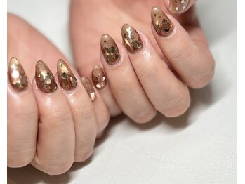 カイヤナイト(Nail Salon Kyanite)/マグネット×ハートホログラム