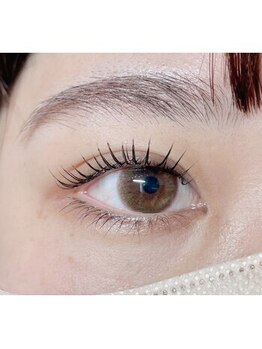 エレガ 白金高輪(ELEGAR)の写真/0.07/0.1/0.12/0.15ｍｍ、フラットラッシュのエクステの太さから選べます