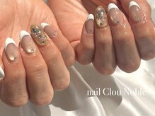 ネイルクルーノーヴル(nail Clou Noble)/フレンチ×キラキラ