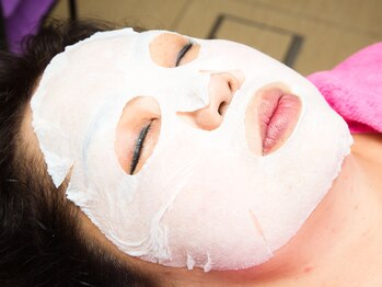 ヘアーサロン ソレイユ/フェイシャル施術中4