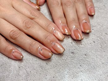 アール(R)の写真/シンプルな中にもこだわりを♪爪に優しいフィルイン導入店☆オフィスネイルやシンプルネイルが好きな方へ◎