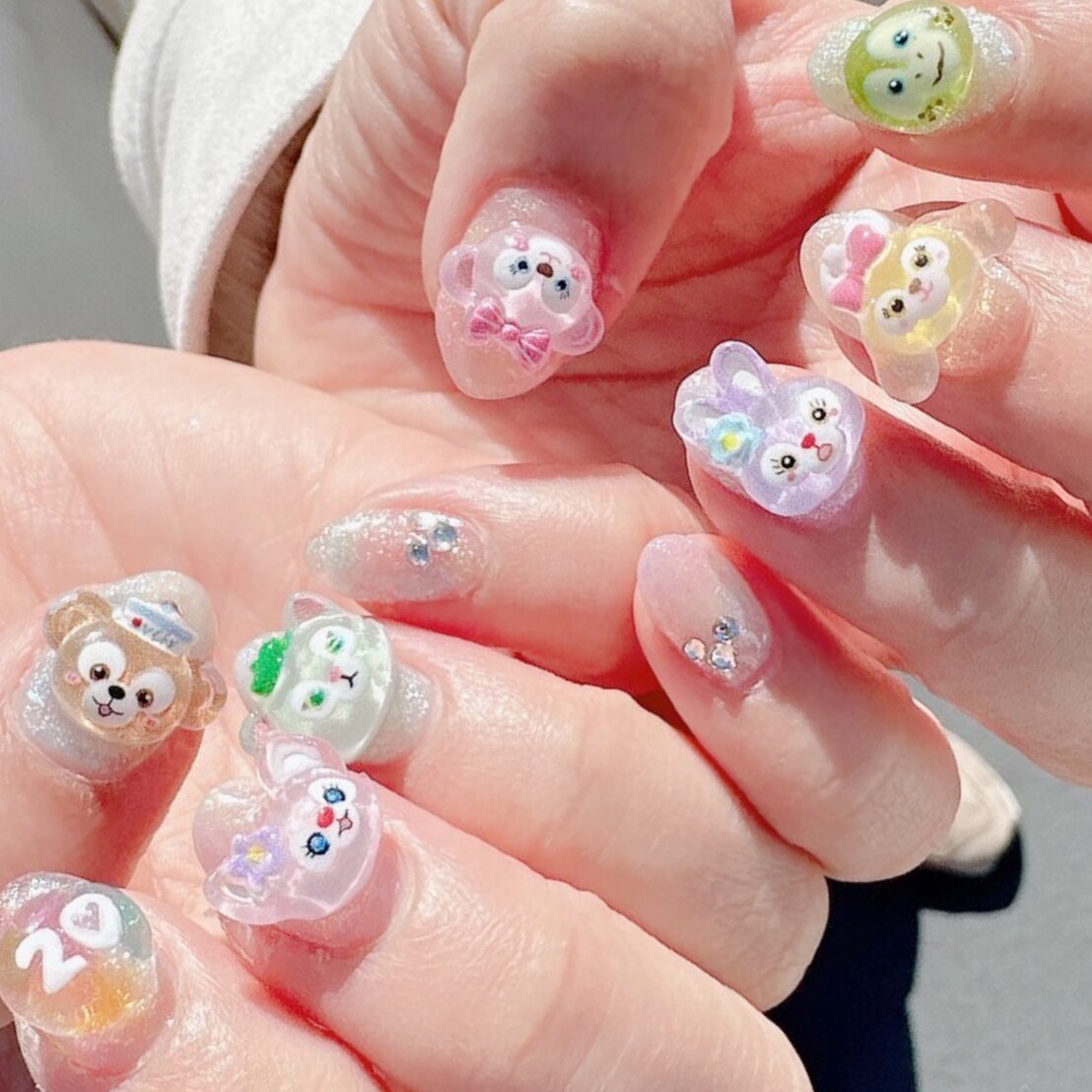 オーダー◇ネイルチップ グラデーション フレンチガーリー リボン ハート 推し オーダーネイルチップ♡白ホワイト量産型フレンチガーリー推し