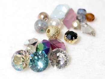 プライベート ネイルサロン マーマ(murmur)/様々なパーツやストーンをご用意