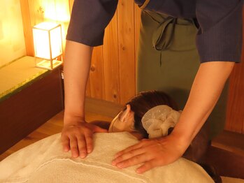 うたた寝/もみほぐし（【藤】のお部屋）