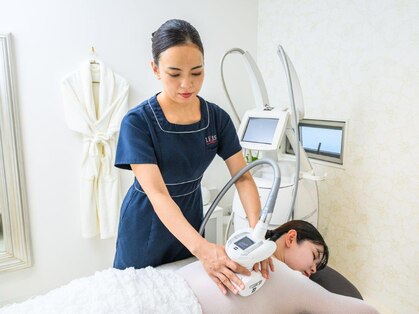 アイリス 那覇おもろまち店の写真