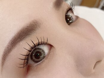 リビケイト 堀江店(Livicate)の写真/リペア豊富◎最先端LEDエクステ！自まつ毛が少なくてもキレイにボリュームUP♪【LEDエクステ120本￥5800】