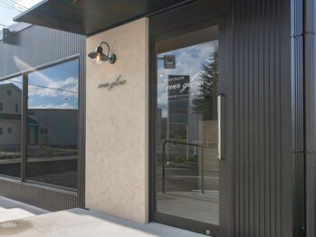 エヴァーグロウ(ever glow)