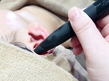 和顔愛語の雰囲気（耳ほぐしは食いしばりやむくみがすっきり！ひんやりスティックで）