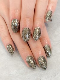 グリッターネイル