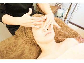 ステラフィールド(stella field)/ハンドマッサージ　むくみ改善へ