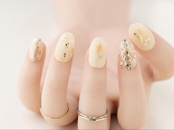 エムスラッシュ センター南(M.SLASH)/チューリップネイル