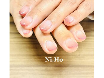 ニホ(Ni.Ho)/グラデーション+細フレンチ