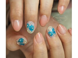 雪の結晶ネイル