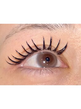 ボリュームのある目元にしたい