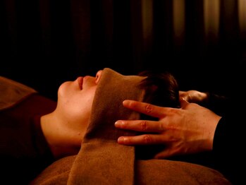もみ道(MOMIDO)の写真/【“なんとなく不調”に終止符を。】頭から全身、ふわっとほどける深いリラックス体験◎