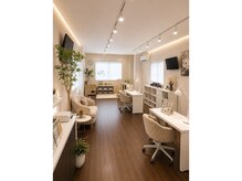 ネイルソファ 木津(NAIL SOFA)の雰囲気（落ち着いた店内で、ご希望のネイルをご相談ください。）