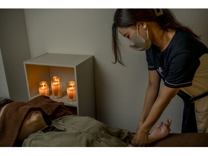 ヘッドミントVIP 京橋店の写真