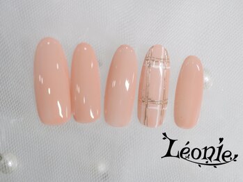 レオニー(Leonie)/春色チェックネイル