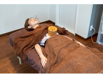 ウギィ(ugi-)/箱灸