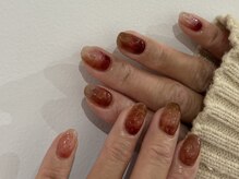 コンフィ(comfy)/ボルドーブラウンネイルネイル