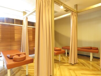 キュアメディカル鍼灸整骨院/施術スペース