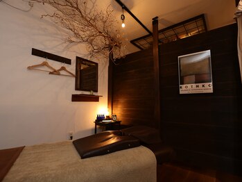 ボディケアサロン ウタタネ(UTATANE)/施術ルーム（1F）