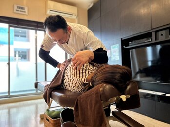 カラダリセット 上本町の写真/【首肩こり集中改善】鍼灸×整体でガチガチの首肩・肩甲骨にアプローチ！姿勢から整え根本改善