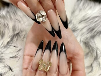 ネイビー(Naivy)/