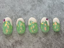 プルル(PURR)/メロンクリームソーダネイル