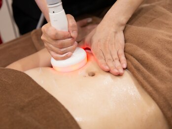 ラナビューティリゾート(Lana Beauty resort)の写真/薄くて華奢なウエストに【くびれ集中♪筋膜リリース痩身+発汗マット★60分¥5500】お腹見せファッションも◎