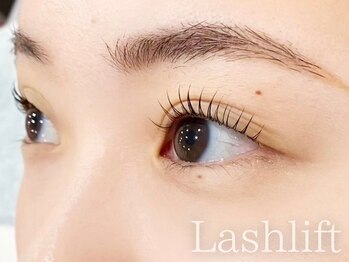 ラヴォール 天王寺アポロ店(Lovall)/パリジェンヌ・まつ毛パーマ