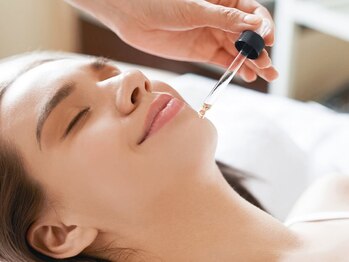 コンフィデンスサロン(Confidence Salon)の写真/通うほど効果を実感!スーパーチャージトリートメント純粋レチノールピールで自分史上最高な肌へ♪