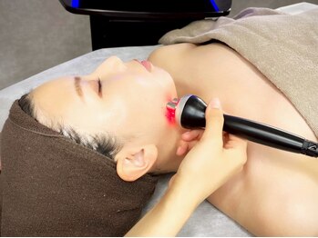 おざき鍼灸整骨院 美容鍼灸サロンOZAKI 西宮北口店の写真/《本気のエイジングケア》美容鍼や最新機器を駆使した独自のメソッドで、理想のハリツヤ肌へ◎